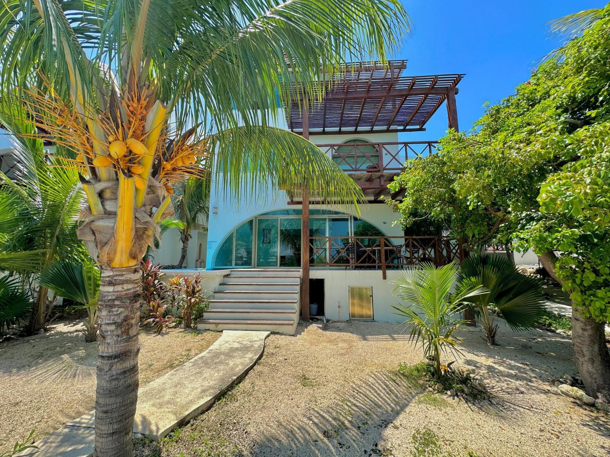 Villas Amanecer By Andiani Travel Isla Mujeres Exterior photo