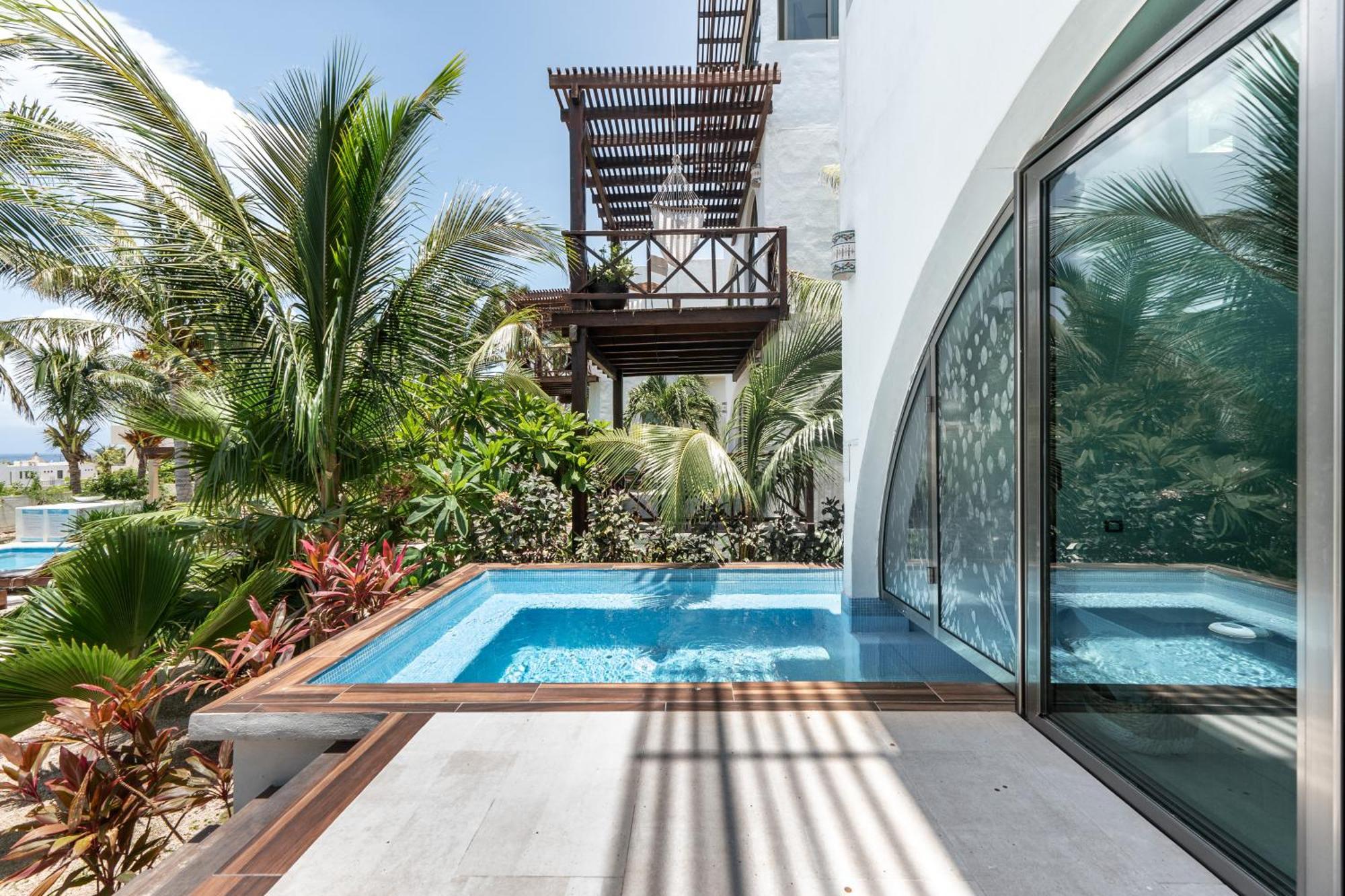 Villas Amanecer By Andiani Travel Isla Mujeres Exterior photo